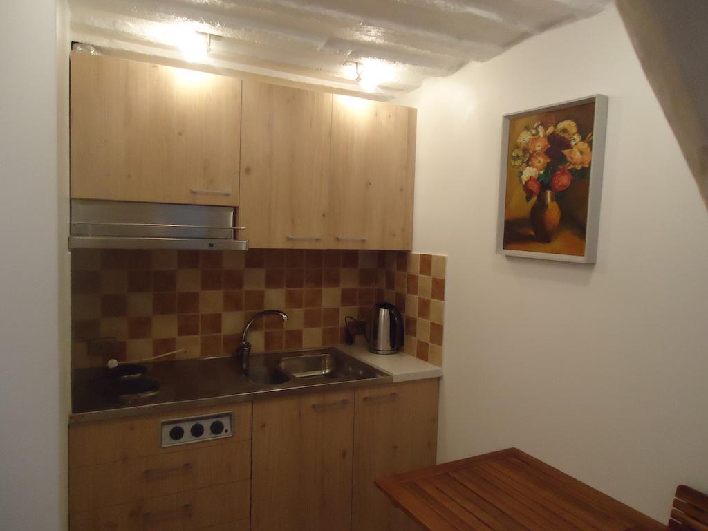 Homestay Roja Vilnius Eksteriør bilde