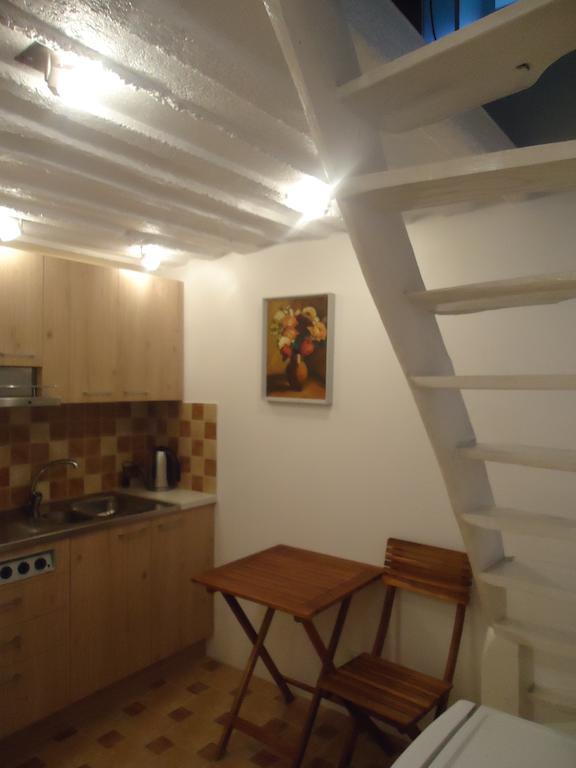 Homestay Roja Vilnius Eksteriør bilde